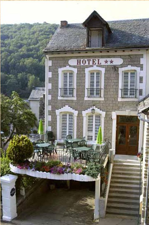 Hotel Des Voyageurs Сен-Шели-д'Обрак Экстерьер фото